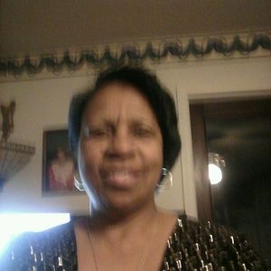 Meet your Posher, Romonia